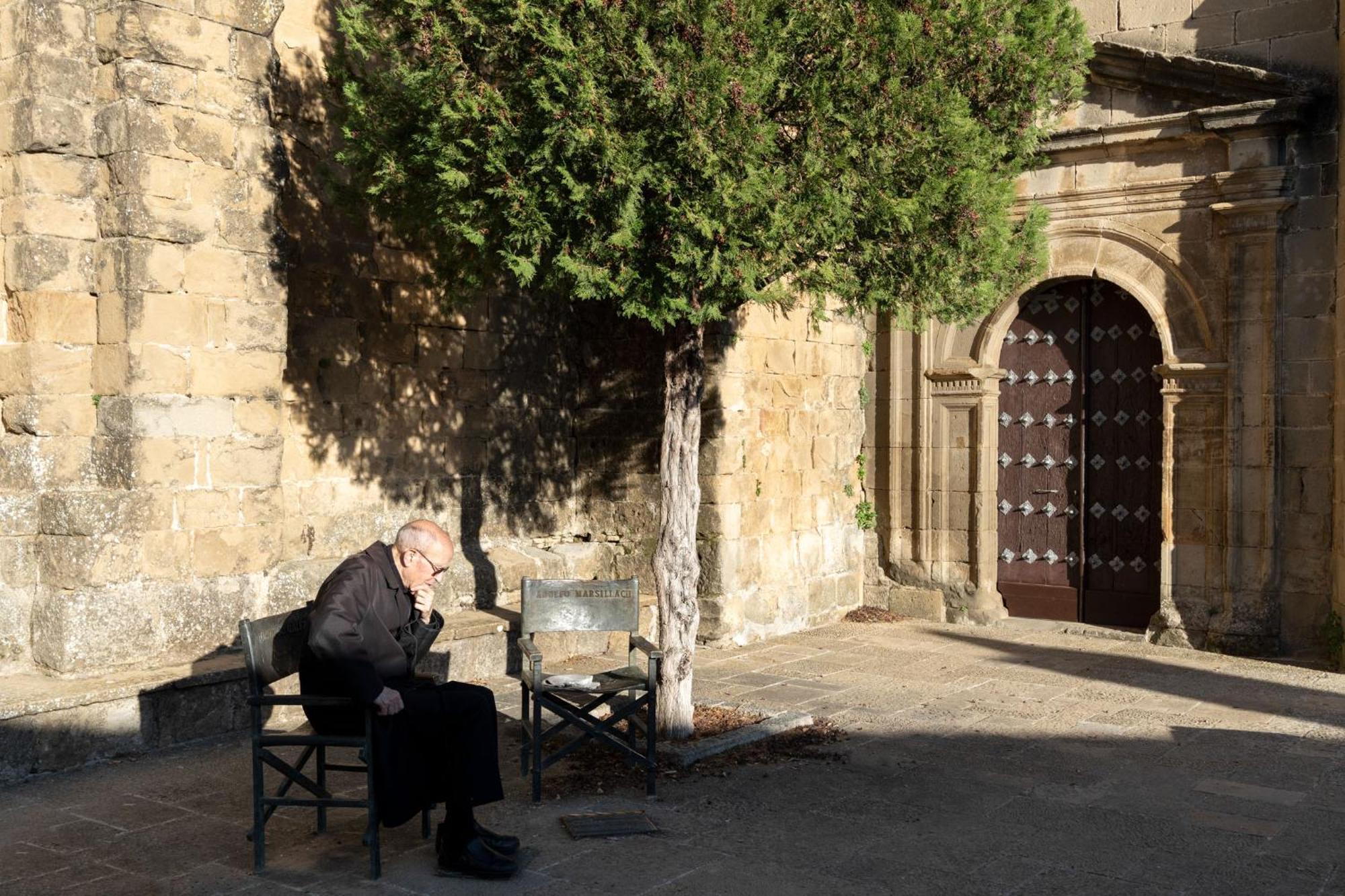 Parador De Sos Del Rey Catolico Bagian luar foto