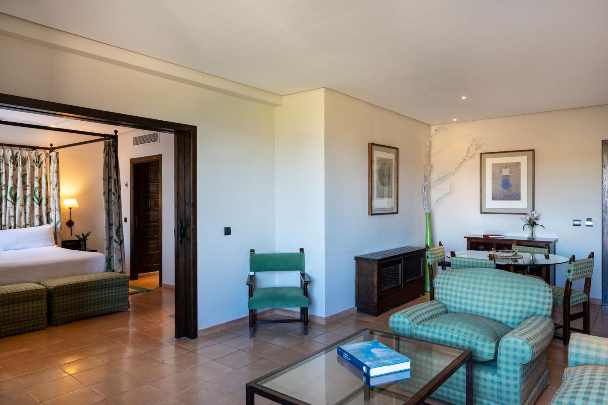 Parador De Sos Del Rey Catolico Bagian luar foto